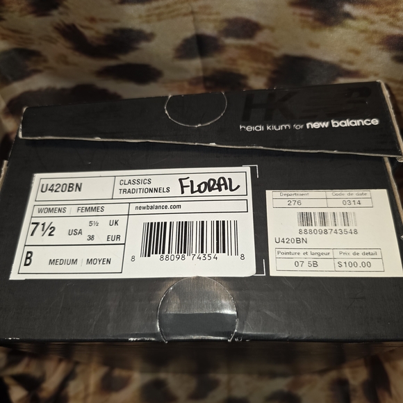 New Balance Women's 373 Retro Navy, Purple & Teal RARE Patterned Sneakers - 7.5 - Picture 10 of 10